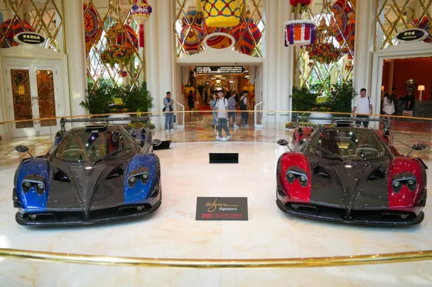 Казино Амазон Слотс Android/iOS приложение